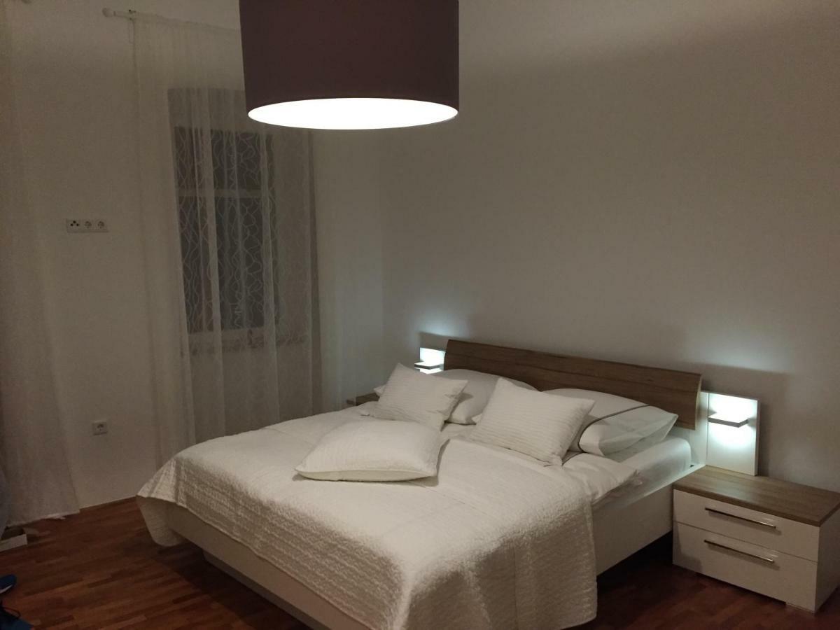 קריקווניצה Central House Nona מראה חיצוני תמונה