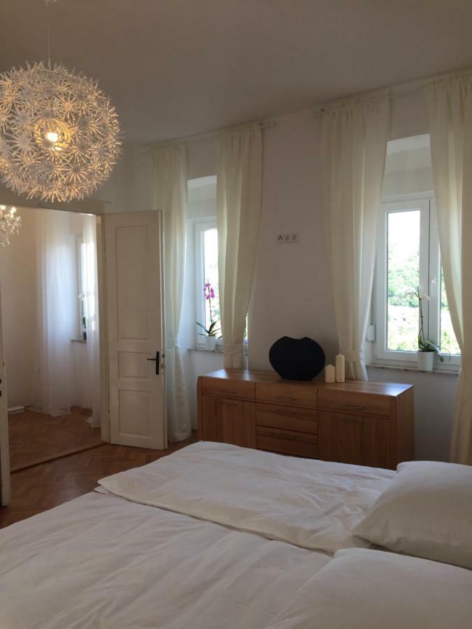 קריקווניצה Central House Nona מראה חיצוני תמונה